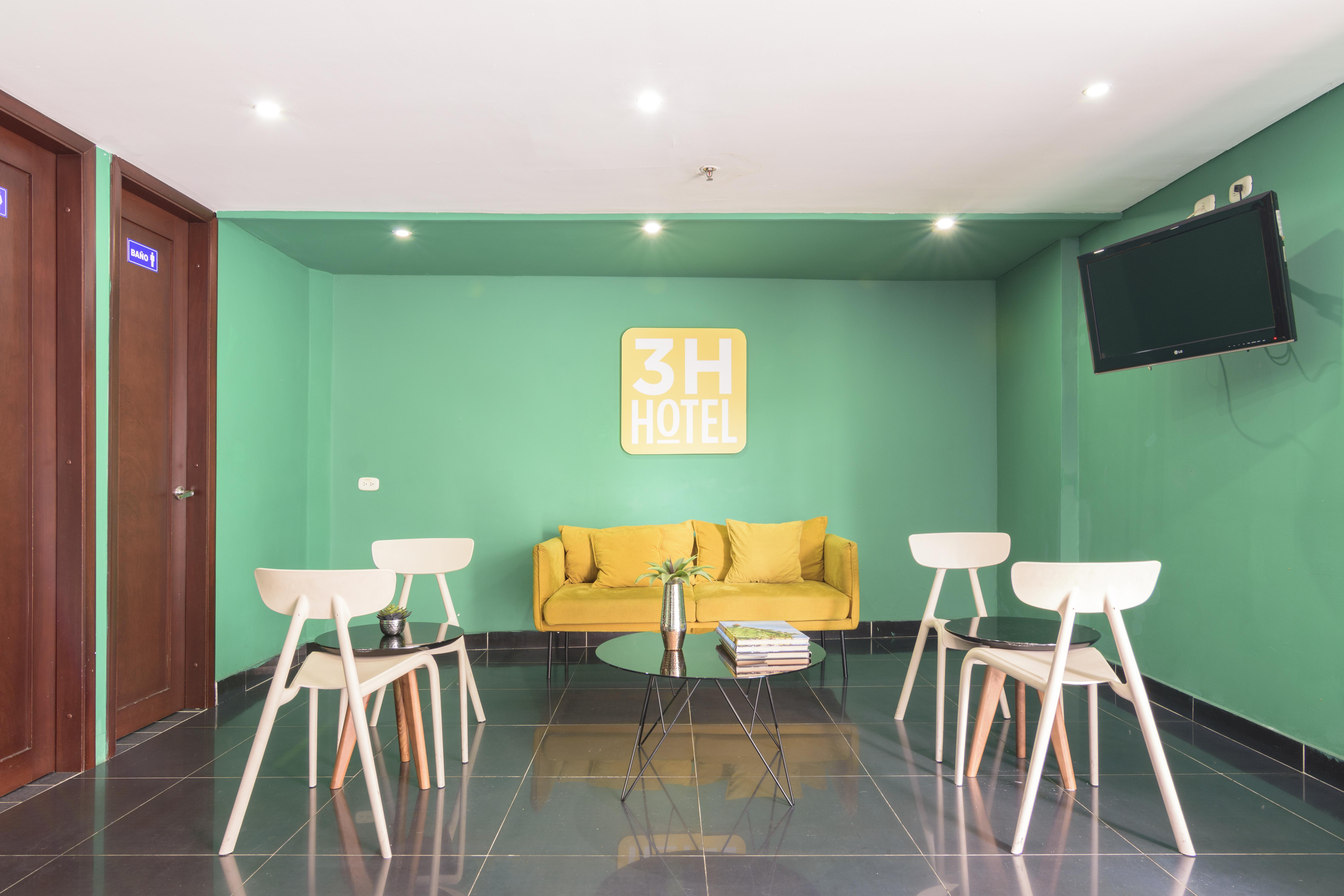 3H Hotel Centro Historico Medellin Bagian luar foto