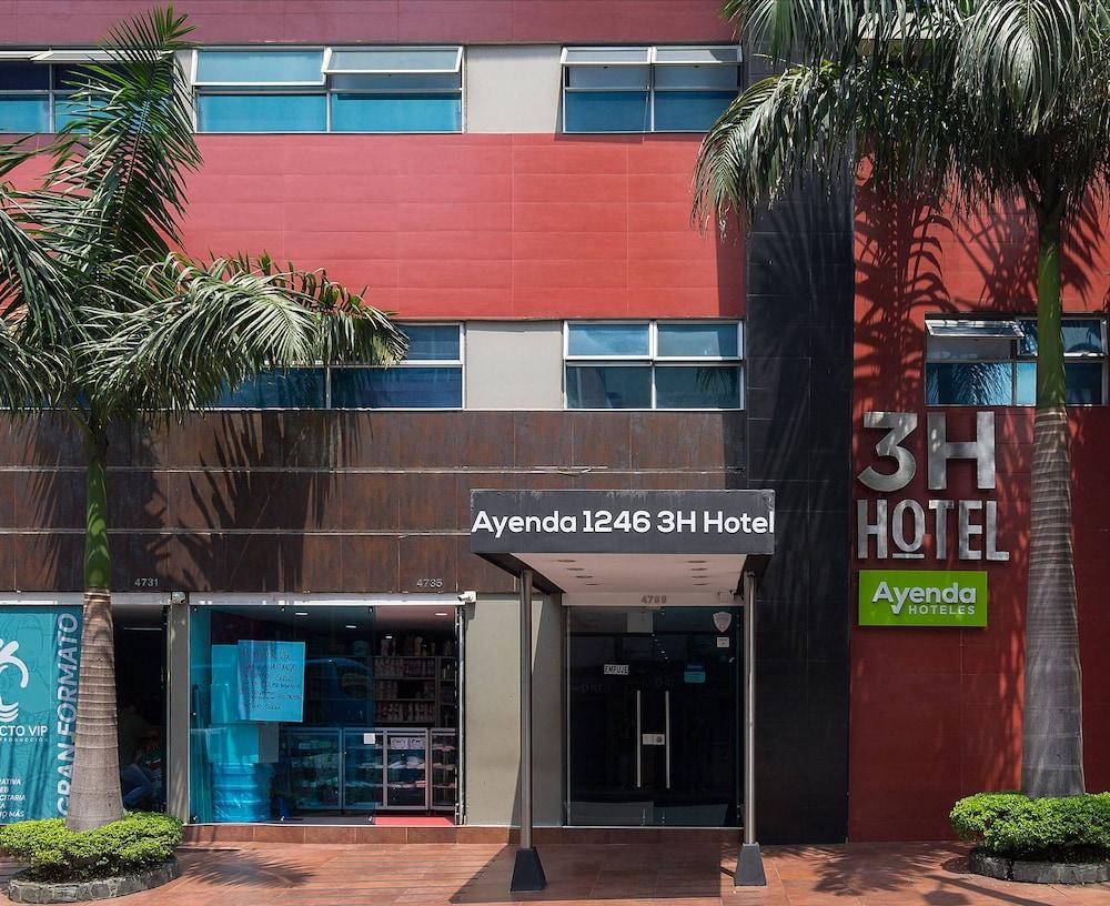 3H Hotel Centro Historico Medellin Bagian luar foto