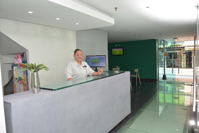 3H Hotel Centro Historico Medellin Bagian luar foto