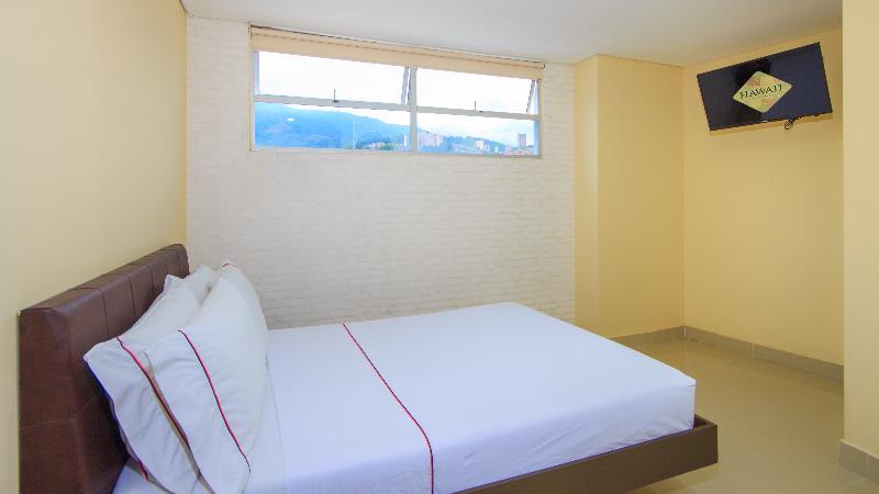 3H Hotel Centro Historico Medellin Bagian luar foto